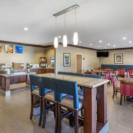 Comfort Inn La Porte Екстериор снимка