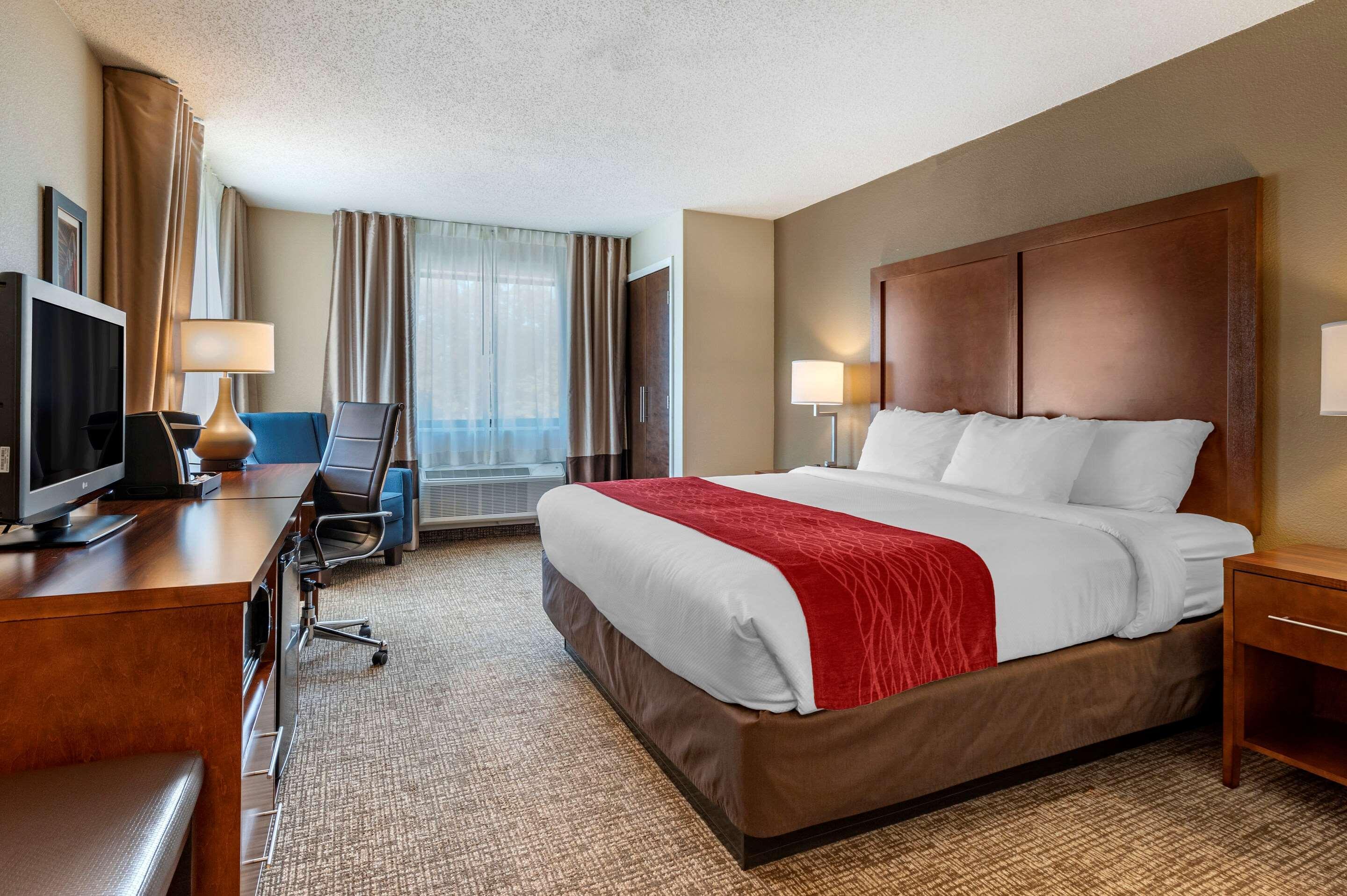 Comfort Inn La Porte Екстериор снимка