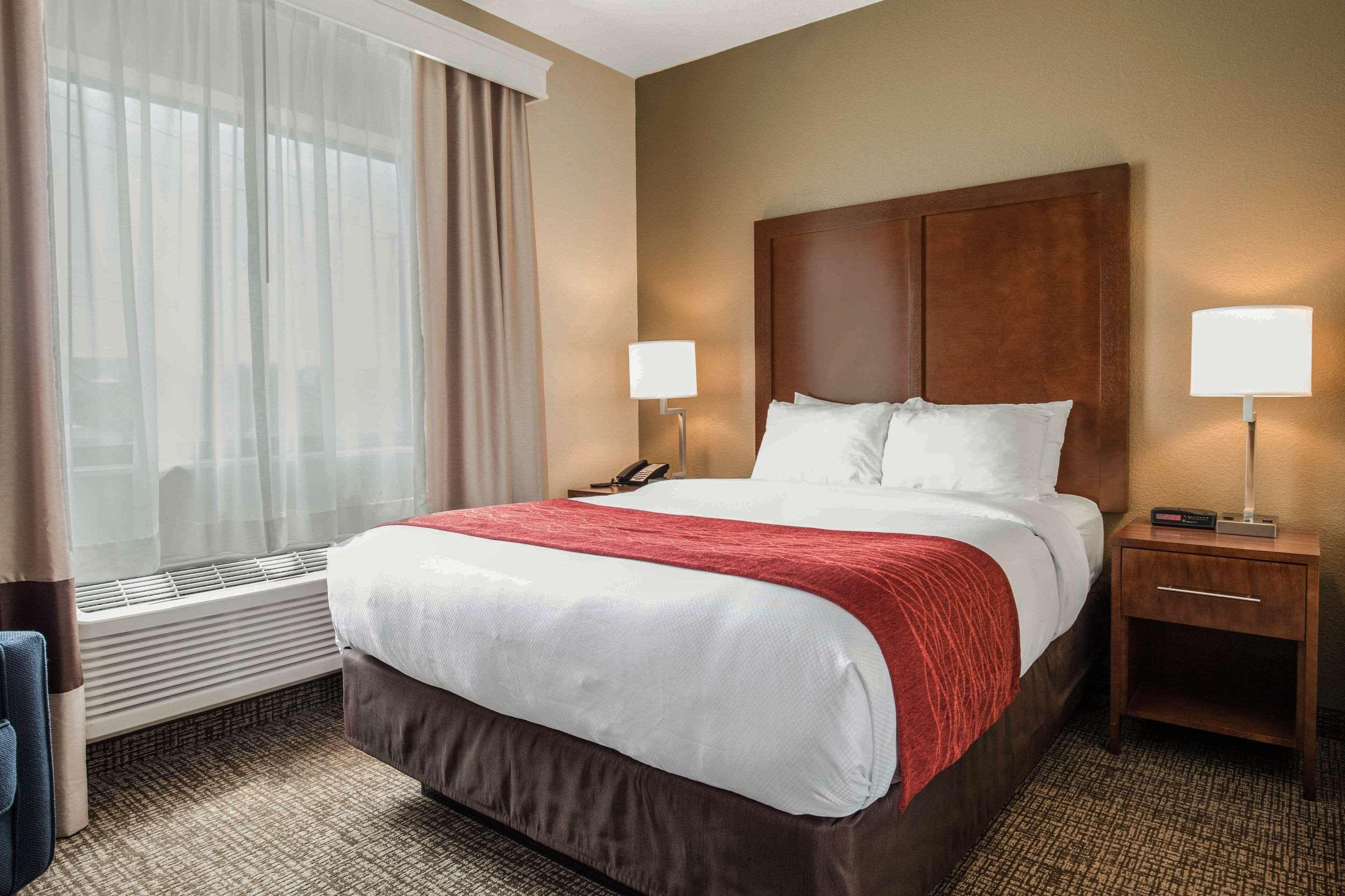Comfort Inn La Porte Екстериор снимка