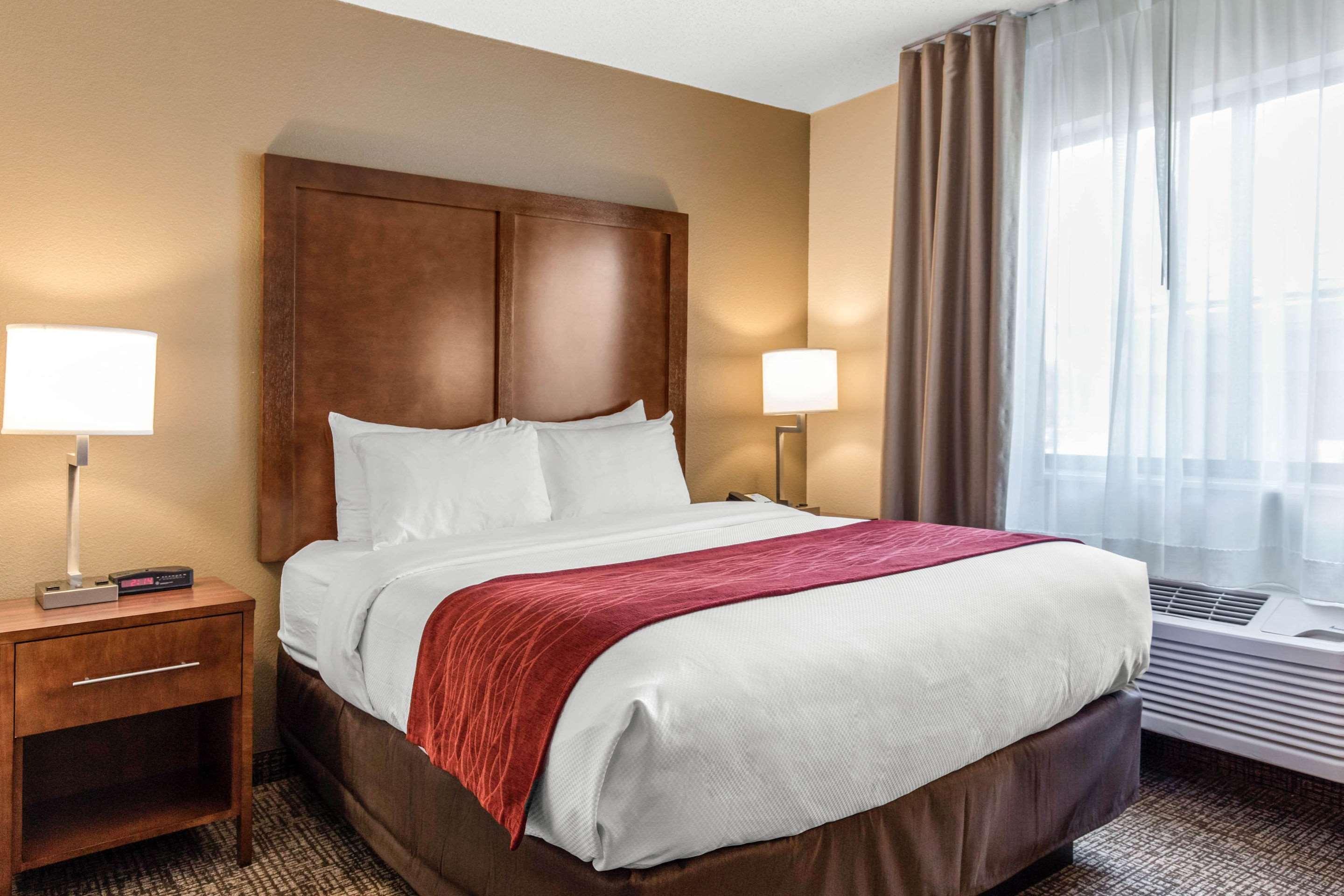 Comfort Inn La Porte Екстериор снимка
