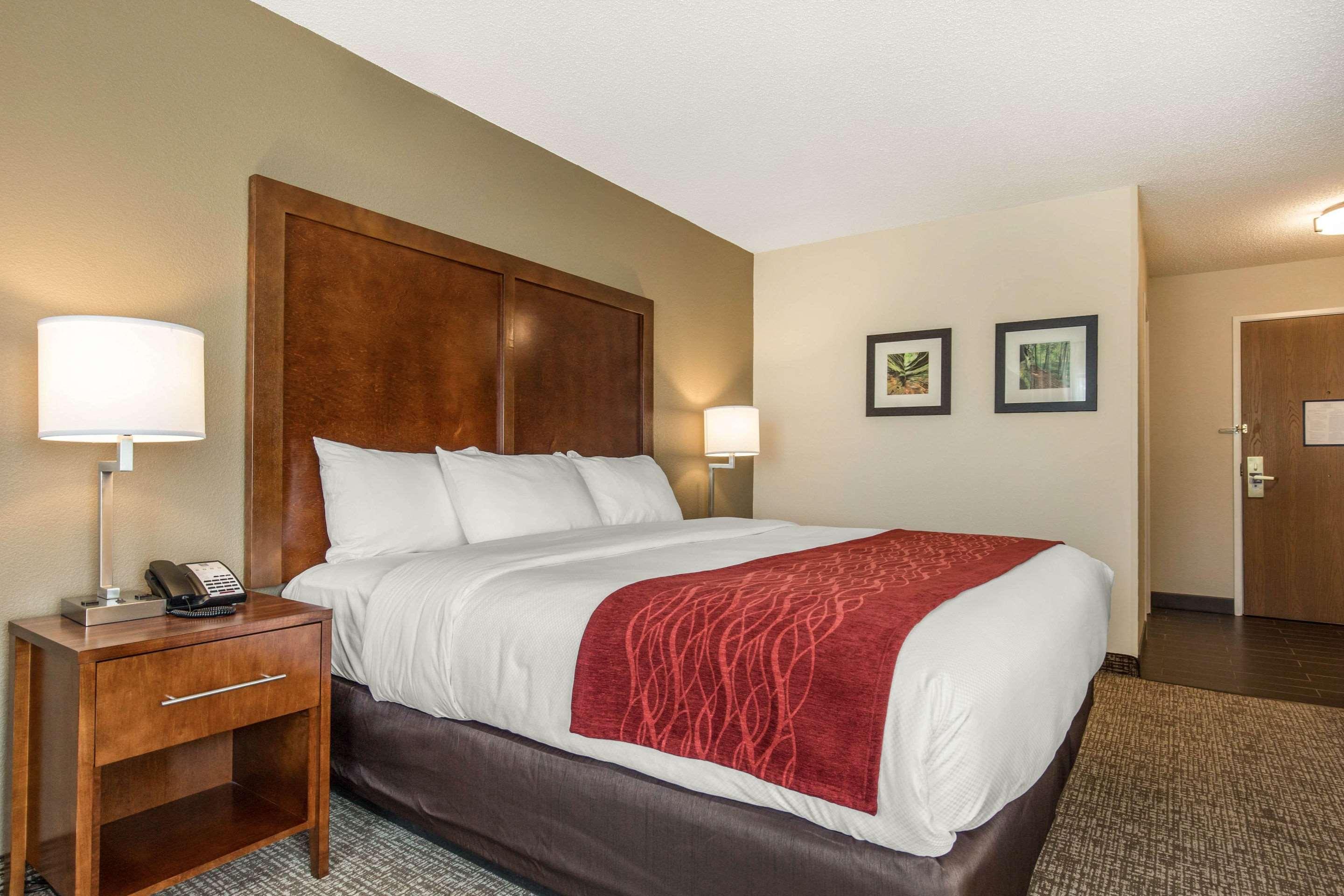Comfort Inn La Porte Екстериор снимка