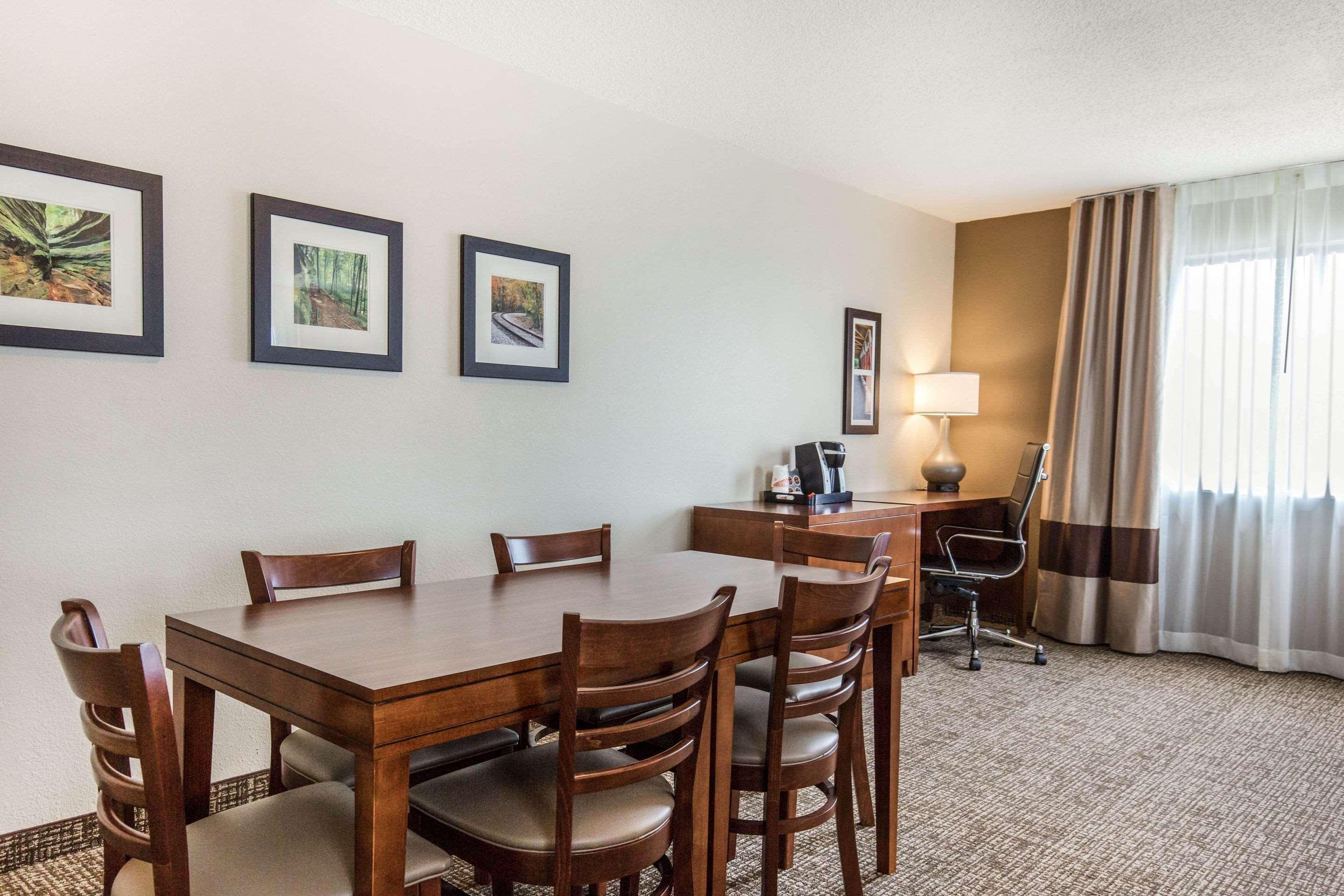 Comfort Inn La Porte Екстериор снимка