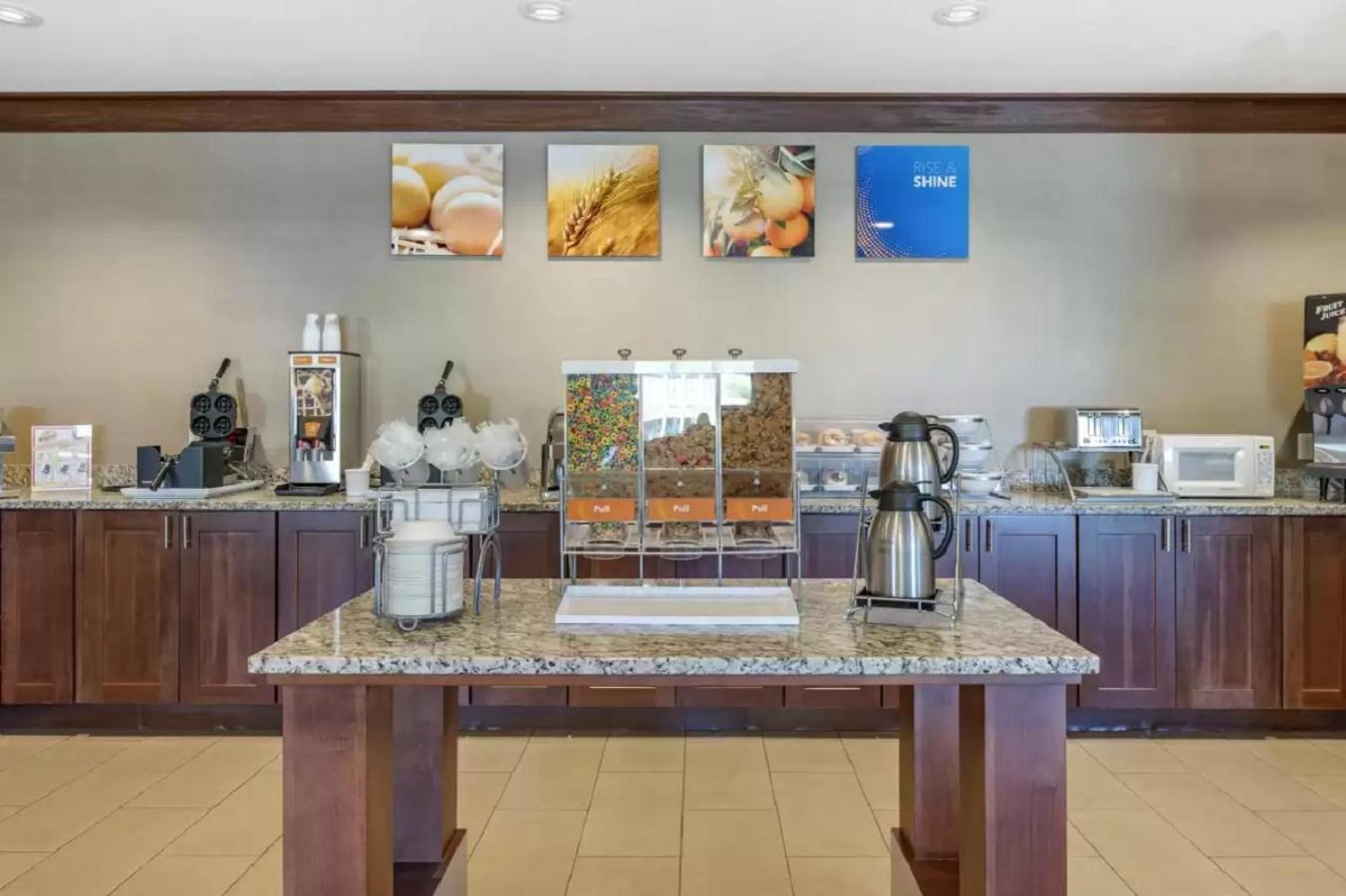 Comfort Inn La Porte Екстериор снимка